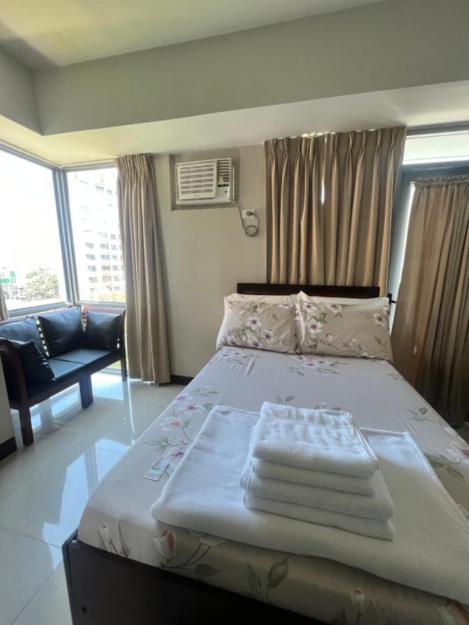 Manhattan Heights Tower D Aparthotel Manila Exterior foto